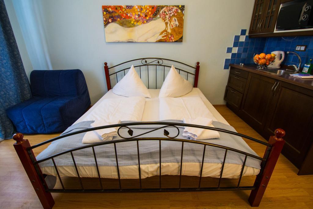 Ruterra Apartment Cimburkova Prága Kültér fotó