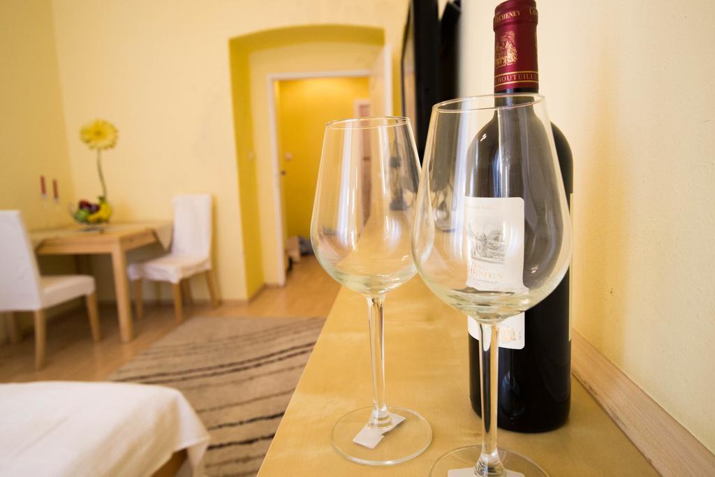 Ruterra Apartment Cimburkova Prága Kültér fotó