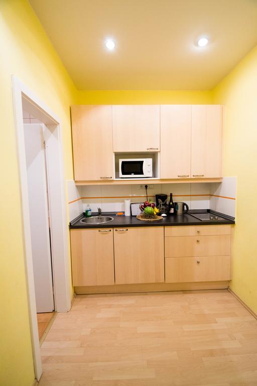Ruterra Apartment Cimburkova Prága Kültér fotó