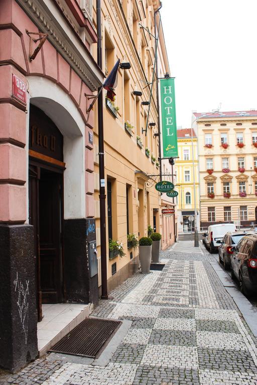 Ruterra Apartment Cimburkova Prága Kültér fotó