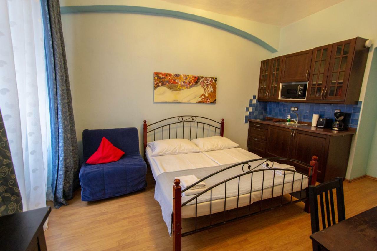Ruterra Apartment Cimburkova Prága Kültér fotó